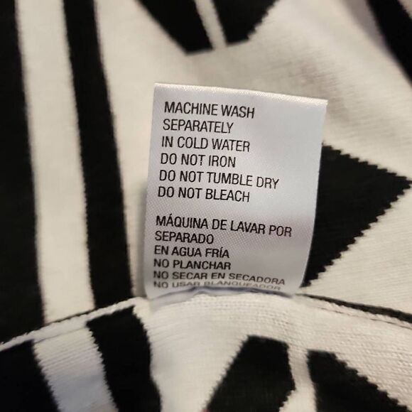 Stilletto's Women's Size Medium Bodycon Sweater Dress Black and White Geometric - Picture 8 of 9